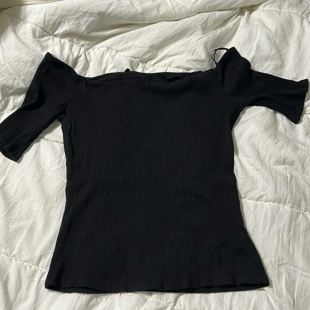 Black off the shoulders shirt